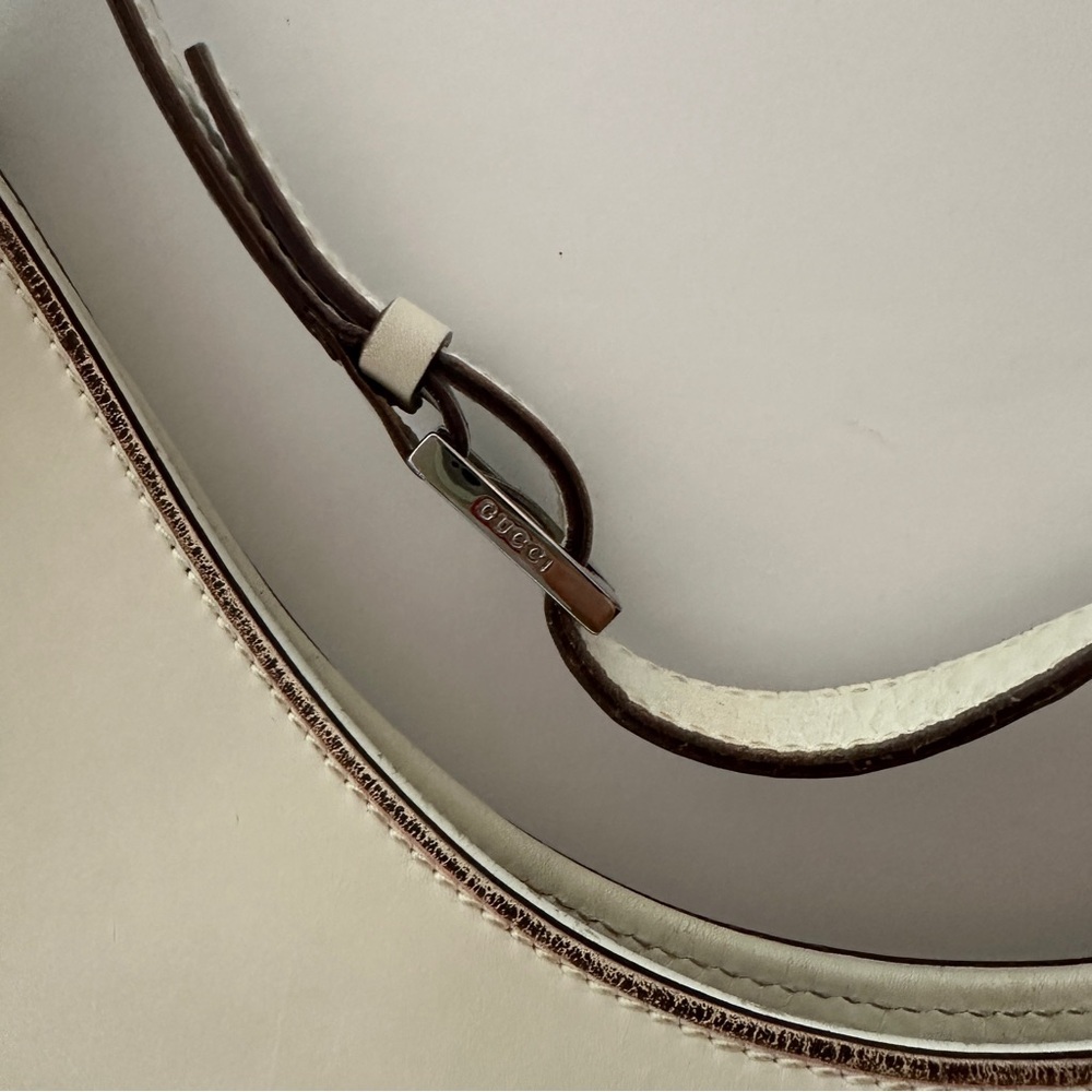 Gucci GG Canvas Cream Hobo Bag with Monogram Print and Leather Trim - Picture 9 of 12